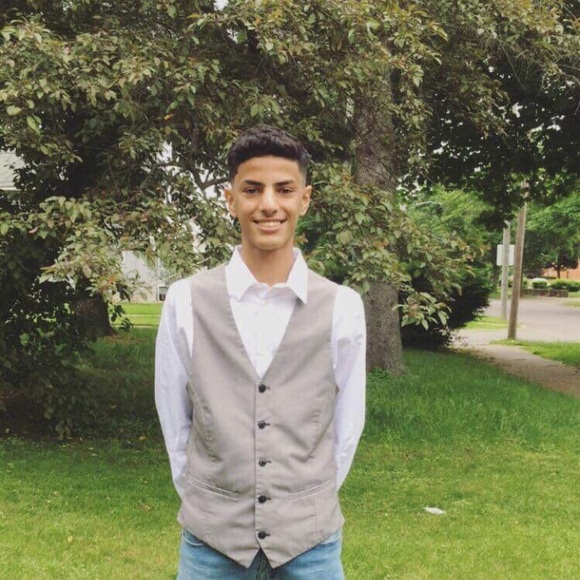 Meet your Posher, Hasheed - Picture 1 of 1